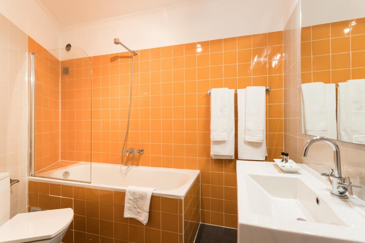 Downtown - Chiado & Me Apartment ลิสบอน ภายนอก รูปภาพ